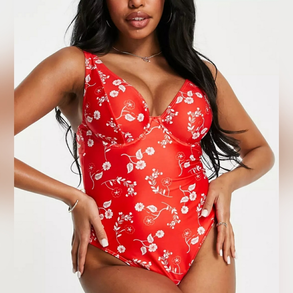 Peek & Beau Fuller Bust Exclusive Ploylester Underwierd Swimsuit Size 36DD/E